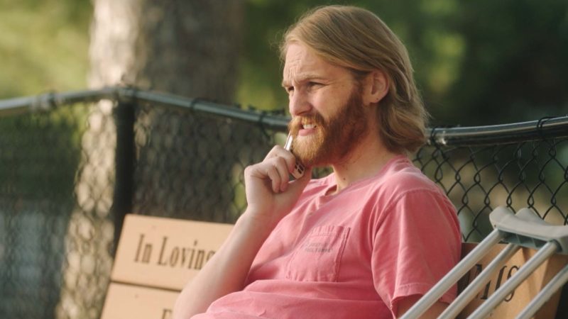 Season 2 Premiere Sneak Peek — Dud Leaves Ernie a Pressing Message