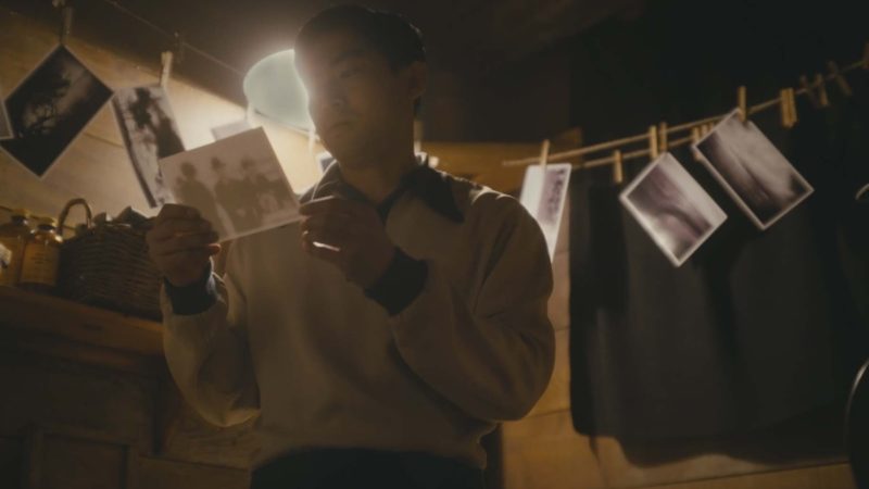 Season Premiere Sneak Peek — Strange Photos Lead to an Eerie Discovery