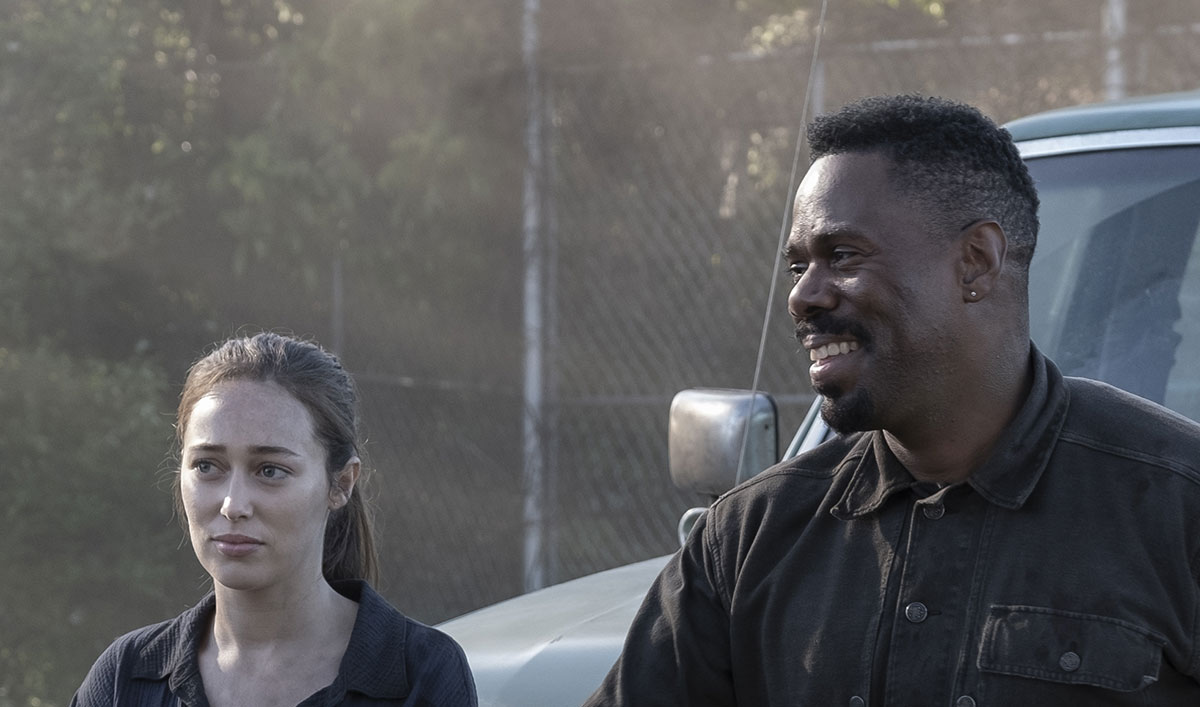 <em>Fear the Walking Dead</em> Sneak Peek: Should Alicia and Victor Trust a New Voice?
