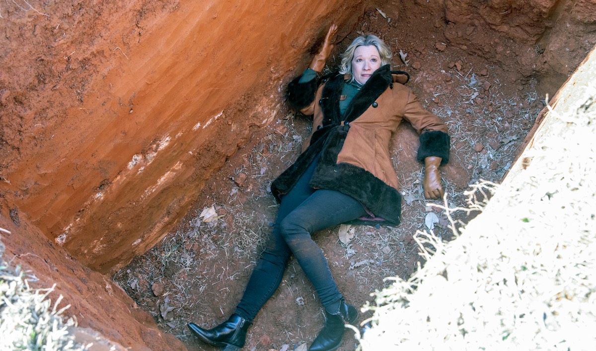 Wyatt Russell Discusses Dud With <em>CBS</em>; <em>Collider</em> Interviews Paul Giamatti