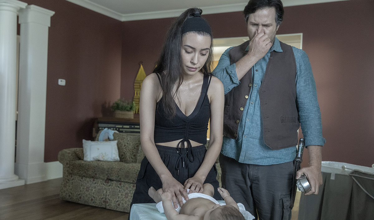 <em>The Walking Dead</em> Season 10: First Look at Rosita’s Baby, Socorro
