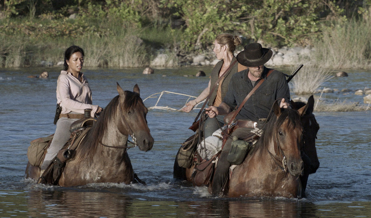 Watch the The Group Crosses a River to Escape a Herd in the <em>Fear the Walking Dead</em> Season 5 Finale
