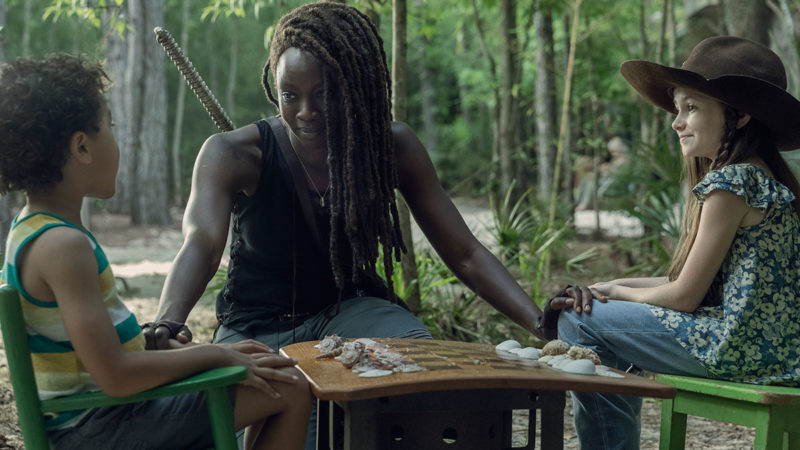 Feast on Full Seasons of Your Favorite Shows This Holiday Season