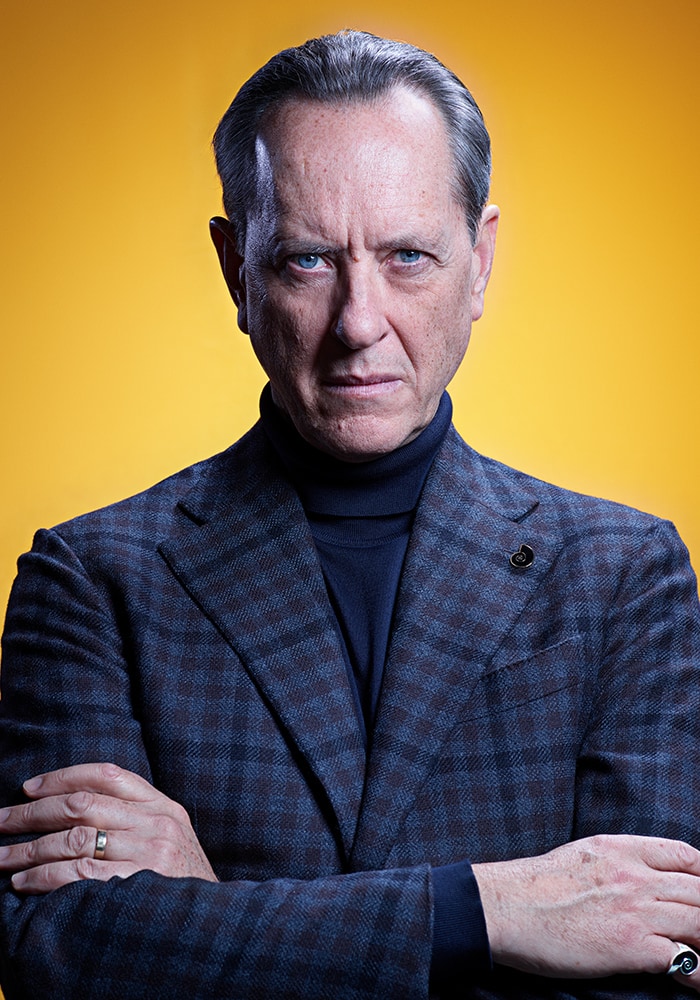 dispatches-from-elsewhere-richard-e-grant-octavio-coleman-option-2-800×600