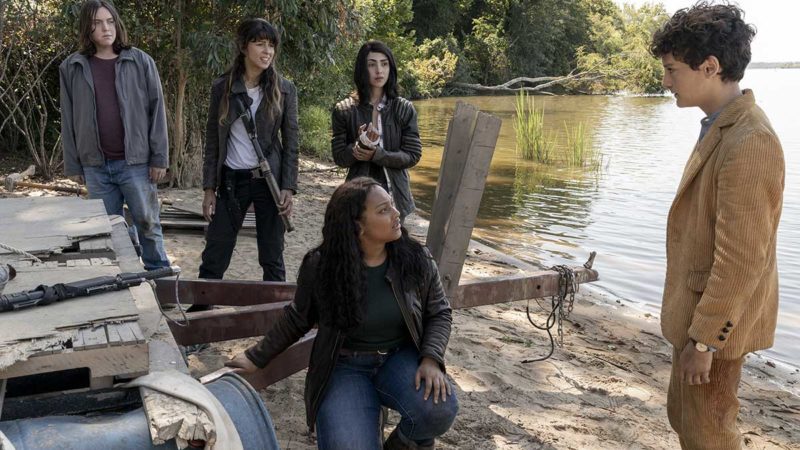 <em>The Walking Dead: World Beyond</em> Premiere Date Announced — See New Sneak-Peek Photos