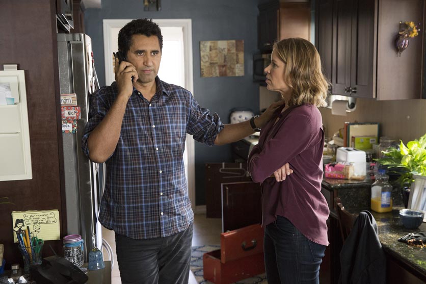 Cliff Curtis as Travis and Kim Dickens as Madison – Fear the Walking Dead _ Season 1, Episode 1 – Photo Credit: Justin Lubin/AMC