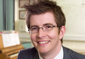 290x200_garethmalone