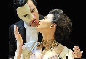 290x200_loveneverdies