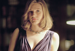 290x200_romolagarai_thehour