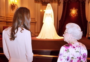 royal wedding dress display