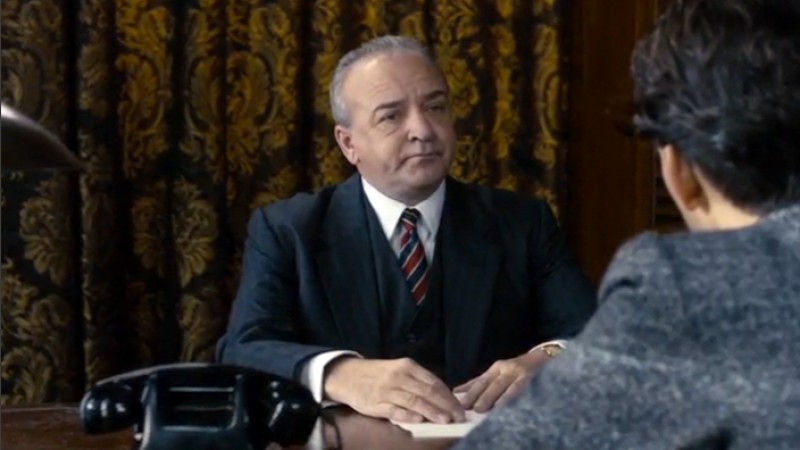 thehour_chars_douglas_01_web