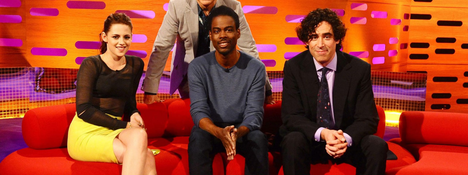Actors Kristen Stewart, Chris Rock and Stephen Mangan on Episode 4.
