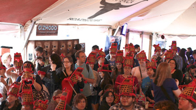 SXSW crowd with hats
