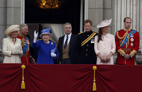 Queen Elizabeth II surrounded by members of her family on the balcony of Buckingham Palace. (AP)