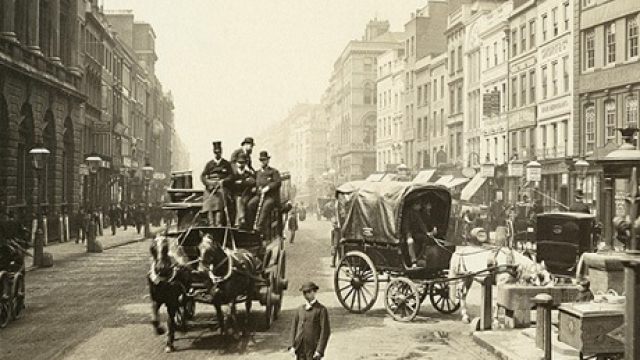 London, Horse and Carriage, Somerset House, 1890 copy
