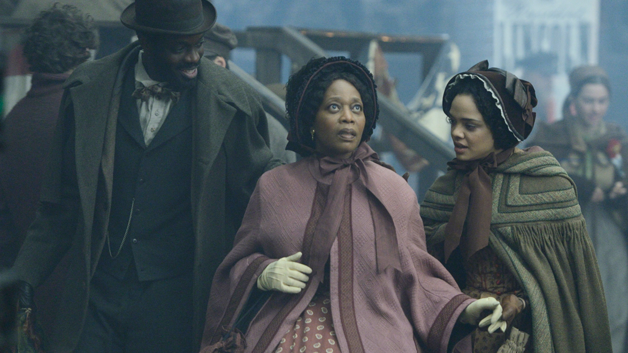 Alfre Woodard portrays Hattie Lemaster, a former slave recently arrived to Five Points to start anew with her daughter Sara Freeman.