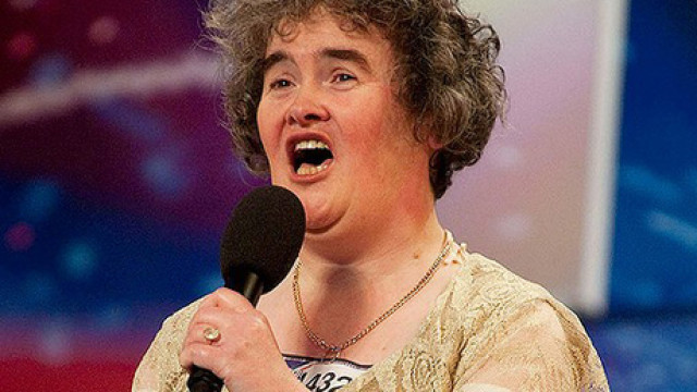 Susan Boyle Singing