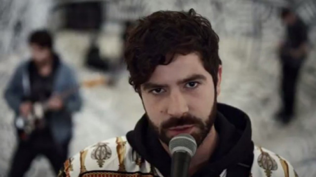 460x300_foals_inhaler