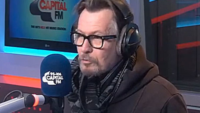 Gary Oldman raps Pitbull