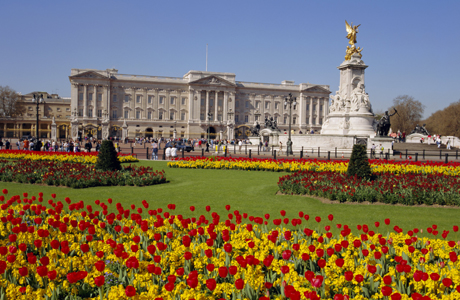 Buckingham Palace, London, England, UK (Charles Bowman/Robert Harding /AP Images)