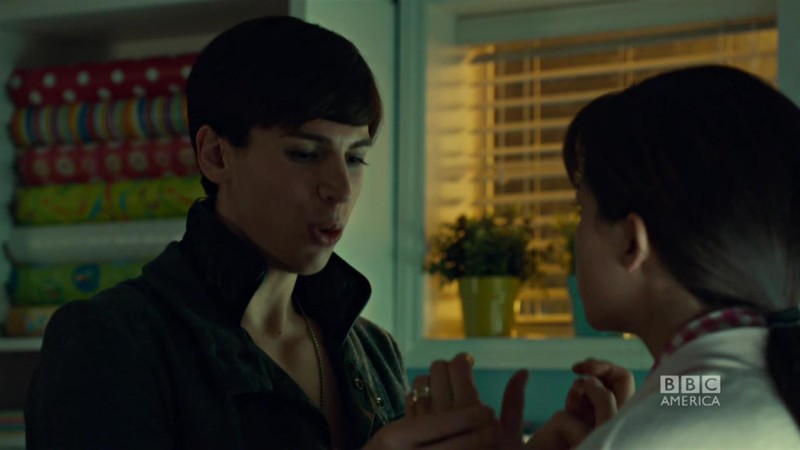 16764841001_3503622413001_BBCAmerica-OrphanBlackS2-InsideLook-E201-Felix-club-NoTableRead-Saturday-WebTeam-H264-Widescreen-1920x1080_1920x1080_537811011548