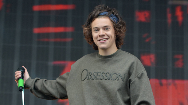 WATCH: 1D’s Harry Styles Pleads with Bride-to-Be to Reconsider