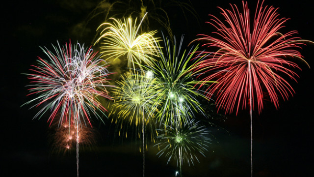 612x344_fireworks