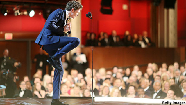 Eddie Redmayne: SO cool. (Pic: Christopher Polk/Getty Images)