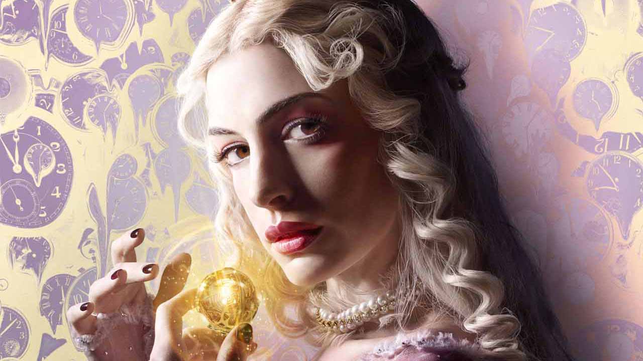 Anne Hathaway as the White Queen. (Photo: Walt Disney Pictures)