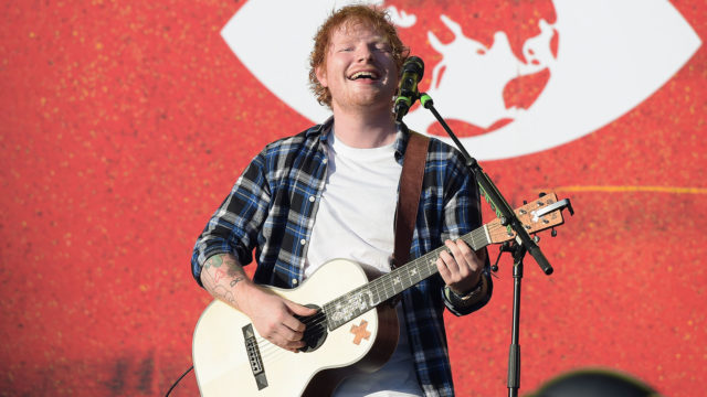 anglo_2000x1125_edsheeran_singing