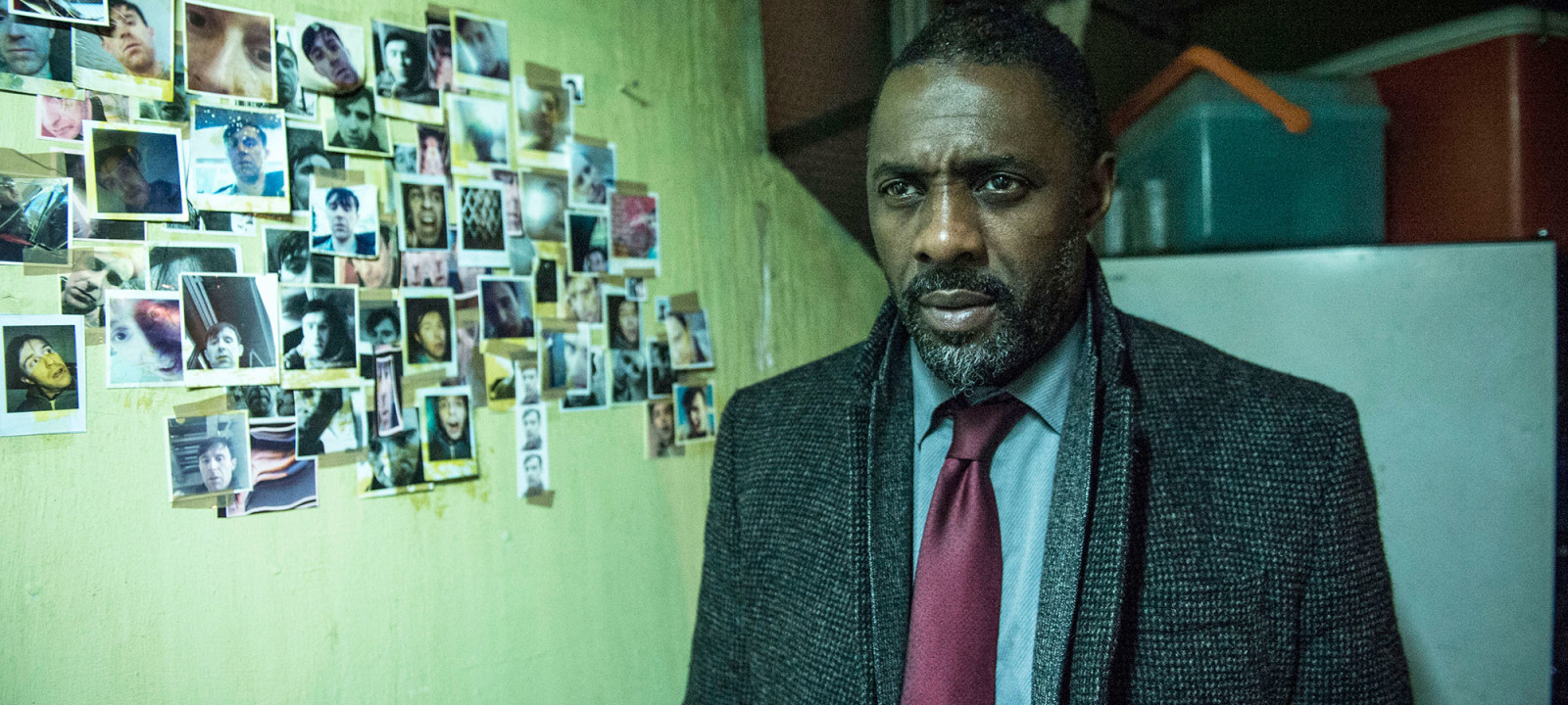 Luther Star Idris Elba Wins Critics Choice Award Anglophenia BBC
