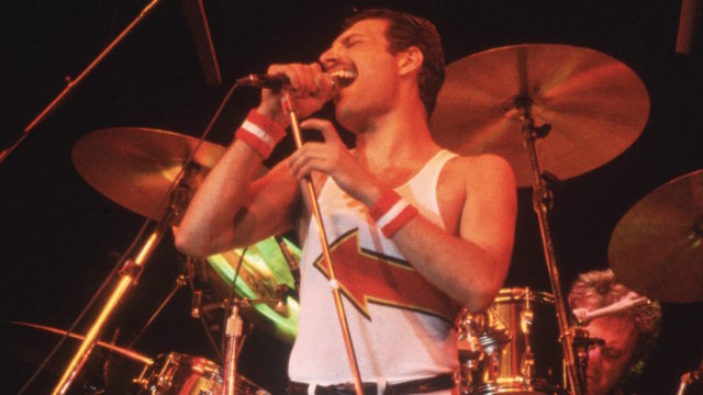 5th June 1982: Freddie Mercury (1946 – 1991), lead singer of 70s hard rock quartet Queen, in concert in Milton Keynes.