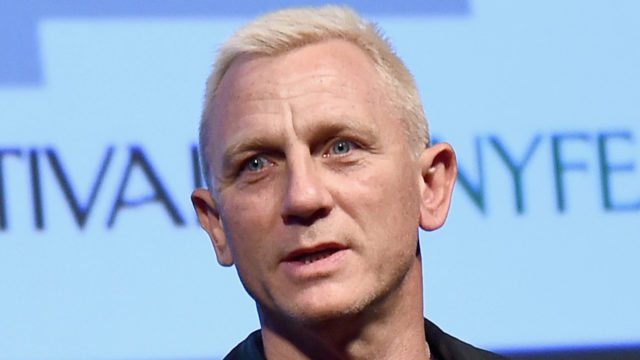 Actor Daniel Craig speaks onstage during The New Yorker Festival 2016 – Daniel Craig Talks With Nicholas Schmidle at MasterCard Stage at SVA Theatre on October 7, 2016 in New York City.