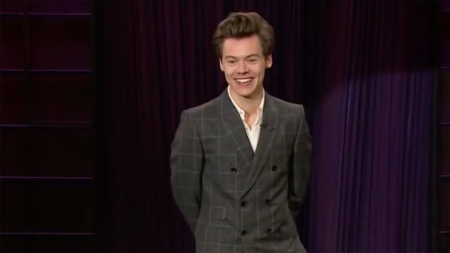 anglo_2000x1125_harrystyles1