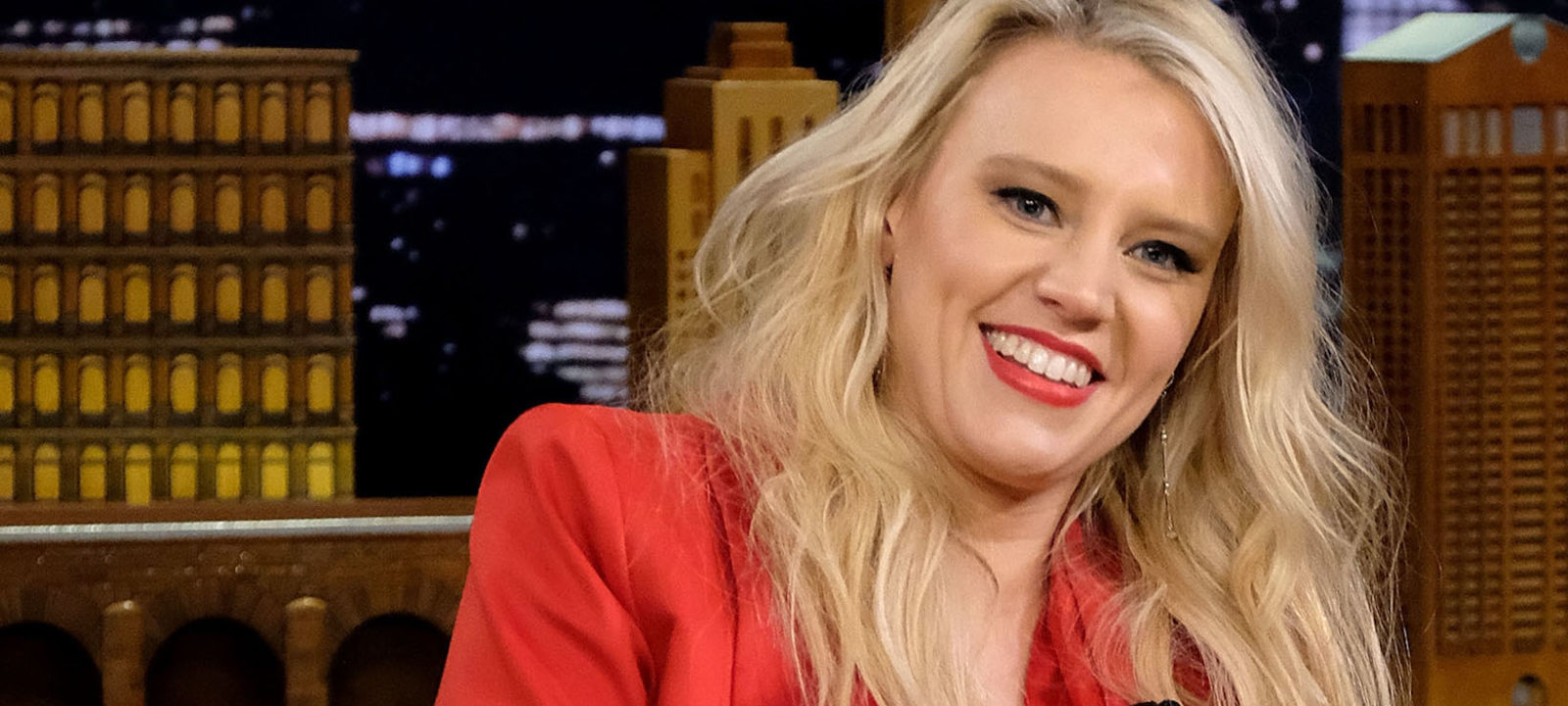 Could Kate Mckinnon Be The Next Star Of A Richard Curtis Movie Anglophenia Bbc America