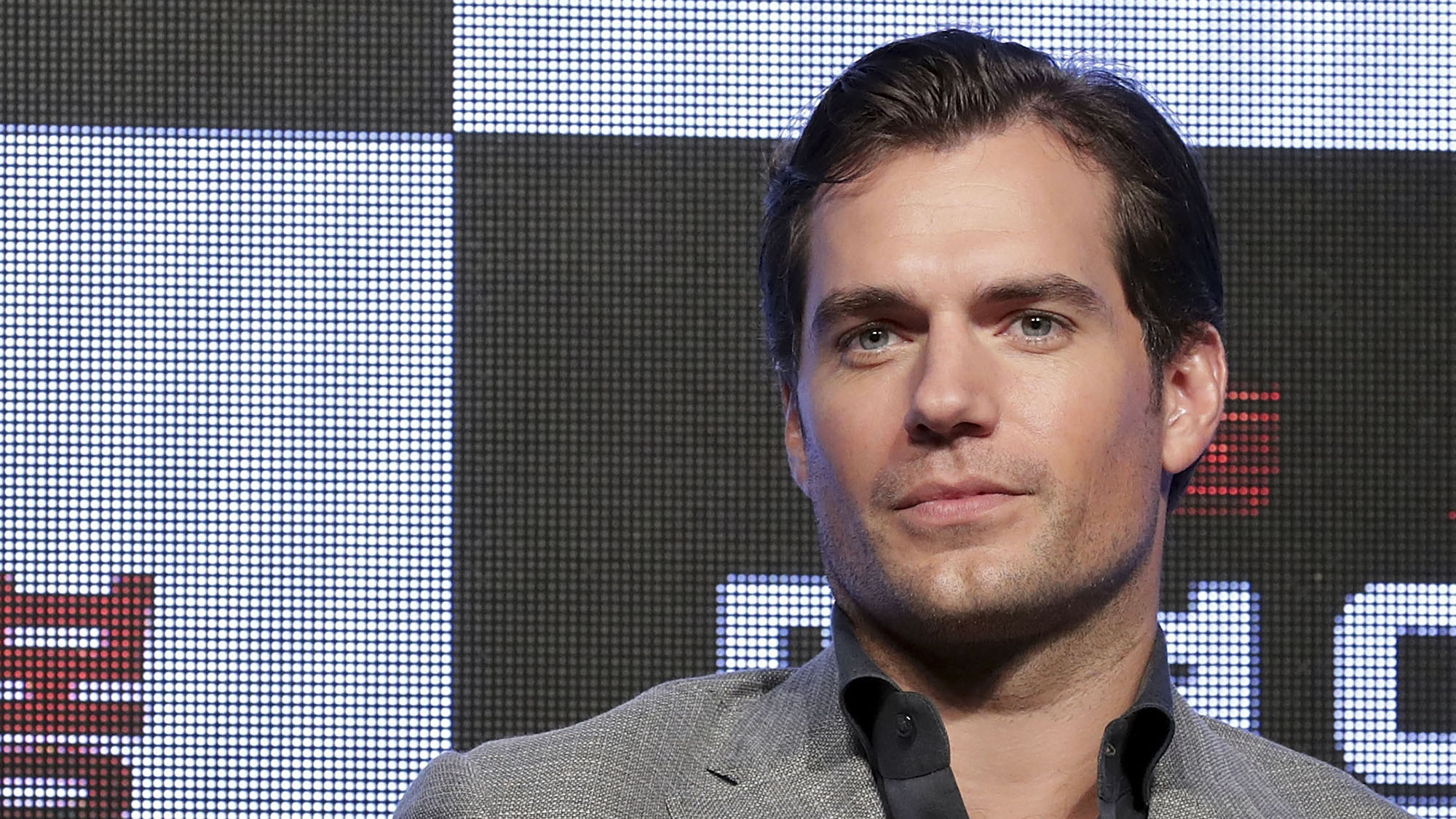 Henry Cavill Posts A Bizarre Response To Reports He S Stepping Down As Superman Anglophenia Bbc America