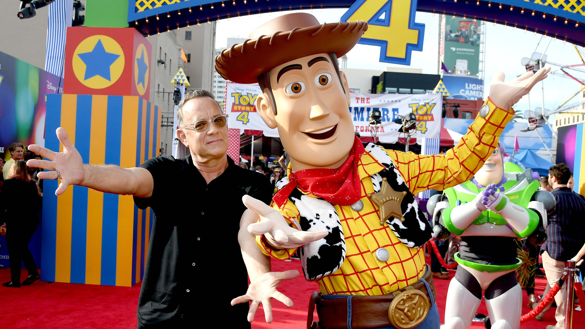 Watch Tom Hanks Shares The Dos And Donts Of Promoting ‘toy Story 4 