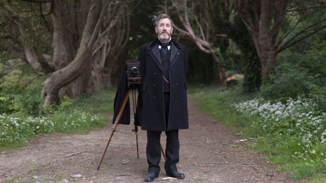 michael-smiley-dead-still