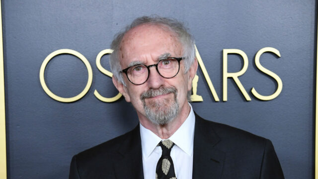 Jonathan Pryce 2
