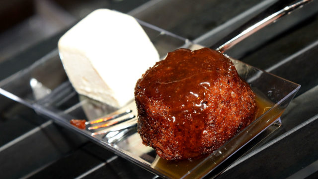 sticky toffee pudding