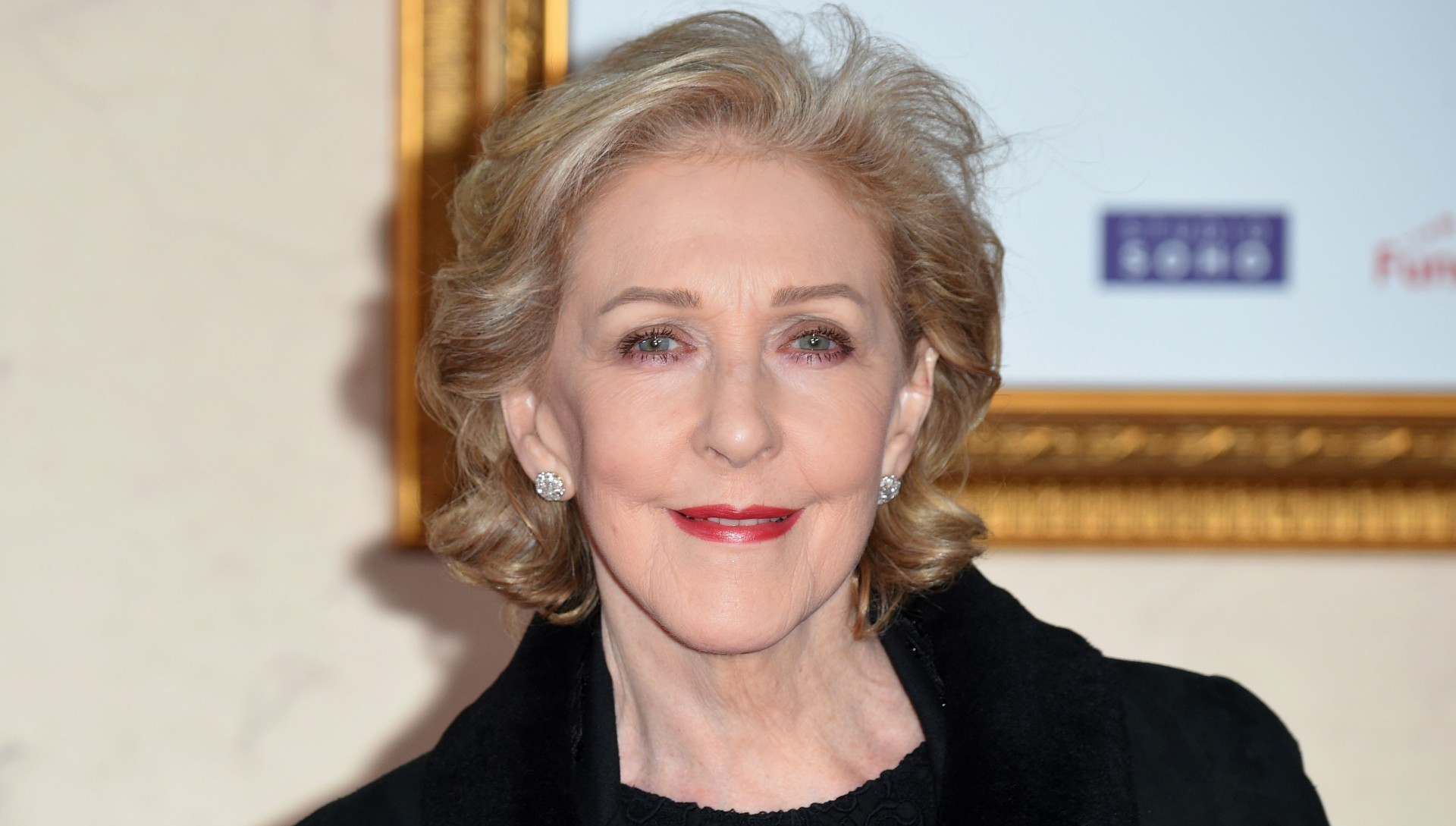 Patricia Hodge Height