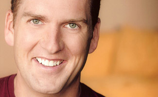 Cinemania Host: Regan Burns Biography