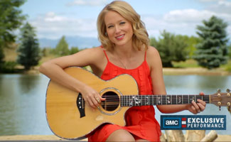 Video – Jewel Gives an Exclusive Performance of Her New Song, “Summer Home in Your Arms”