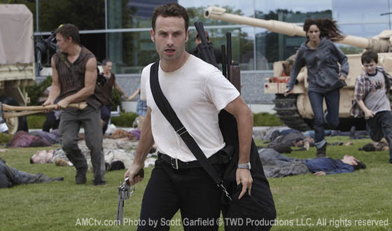 Season 1 Finale, “TS-19” – Online Extras