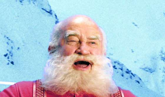 Blogs Photos The Many Faces Of Santa In The Movies Amc