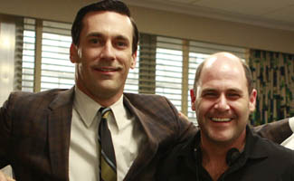 <em>Digital Spy</em> Gets Jon Hamm’s Emmy Reaction; Emma Stone Crushes on Hendricks to <em>OK</em> Mag