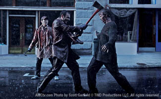 <em>The Walking Dead</em> Video – How to Kill a Walker