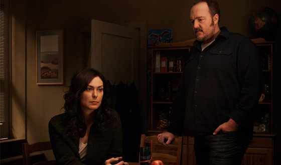 <i>Huffington Post</i> Says <i>The Killing</i> Is Saving TV, <i>TV.com</i> Calls It “Worth Watching”