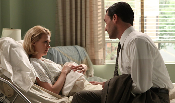 <em>E! Online</em> Has Photo of January Jones’s Baby; Matthew Weiner on <em>Hollywood Reporter</em>‘s Top 50