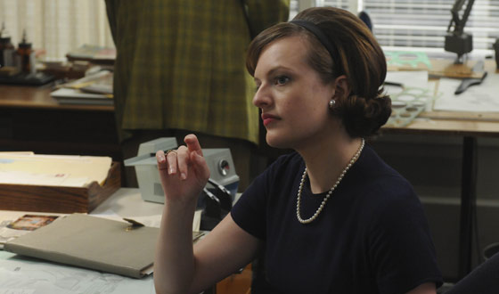 Photos of Elisabeth Moss at <em>GQ</em> Party; <em>Mad Men</em> Slated For PaleyFest